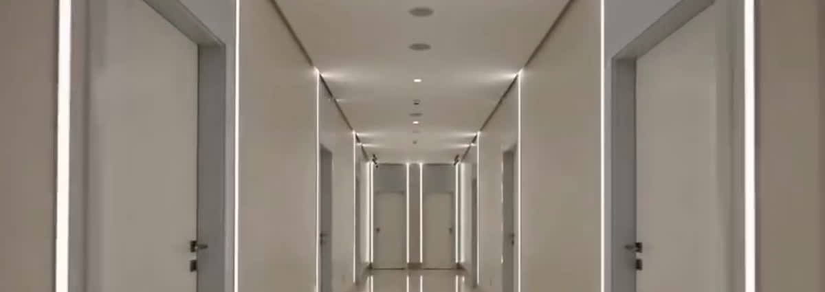 Corredor das salas